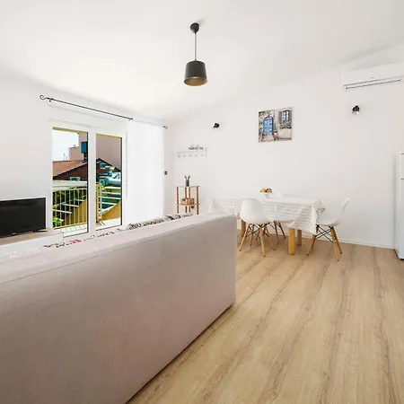 Appartamento Vitis - Centre - Free Parking