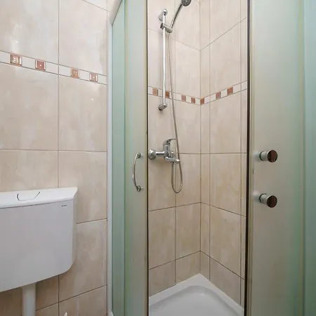 Vitis - Centre - Free Parking Apartment Vodice