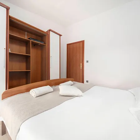 Vitis - Centre - Free Parking