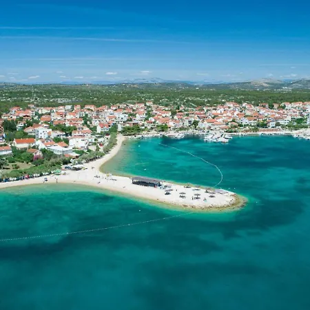 Vitis - Centre - Free Parking