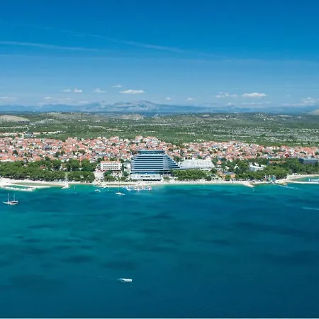 Vitis - Centre - Free Parking Apartment *