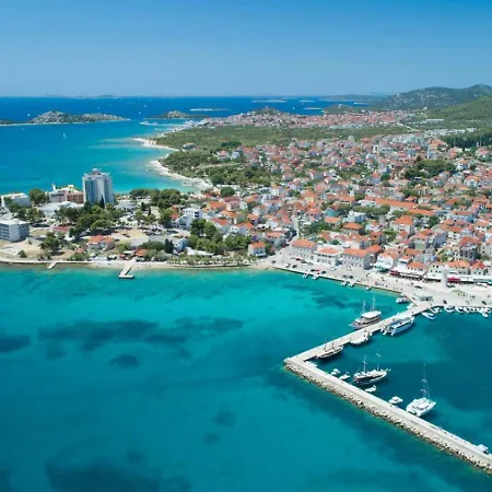 Vitis - Centre - Free Parking Vodice