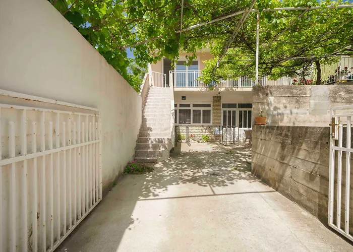 Vitis - Centre - Free Parking